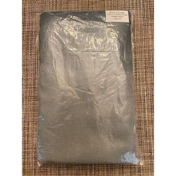 NWT $150 MSRP Carly Cushnie Gray Horizon Ombré Print Scarf Wrap One Size - New - Picture 6 of 8